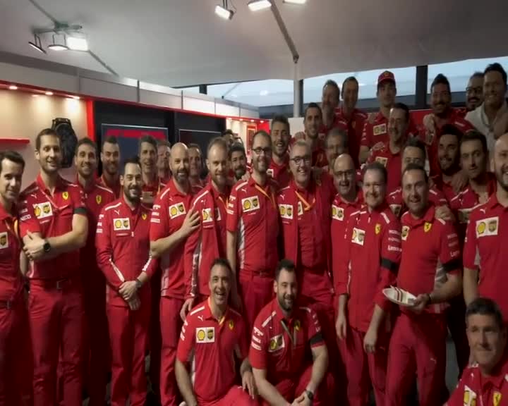 La Scuderia Ferrari compie 90 anni, la 'marea rossa' in Australia