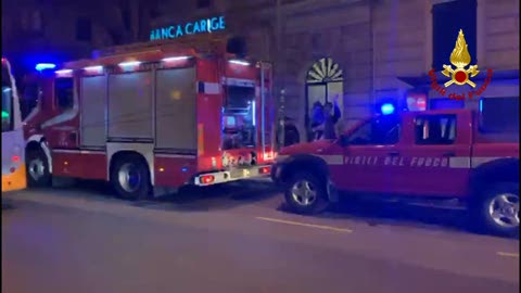 Lavatrice in fiamme in piazza Manin, paura per una famiglia a Genova 