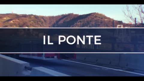 Ponte, a terra la quinta trave gerber. Corso Perrone chiuso fino a sabato sera