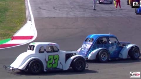 Legend Cars, parte il campionato italiano: Liguori vince gara 1 e gara 2