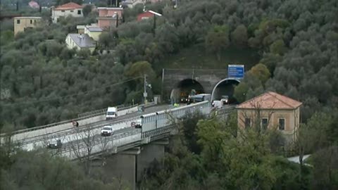 Incidente mortale sull'A12, fino a metà mattina scambio di carreggiata per lavori