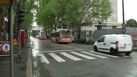 Dopo le tante chiusure, via Fillak rivede la luce. Apre un supermercato