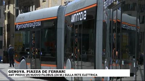 AMT sperimenta il nuovo mega filobus: c'è un gigante in città