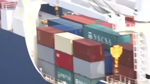 Cargo carico d'armi, la prefettura: non ci sono rilievi per impedire l'attracco