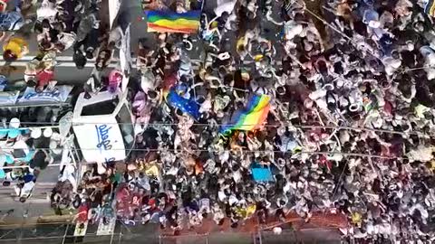 Liguria Pride, a Genova al via il corteo tra colori e allegria