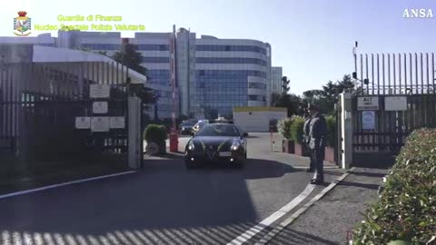 Trent'anni dopo Mugnai ecco Alex Fodde: il finto broker che truffava risparmiatori per girare in Ferrari