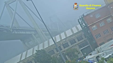 Tragedia di ponte Morandi, ecco il video dove si vede il crollo del 14 agosto