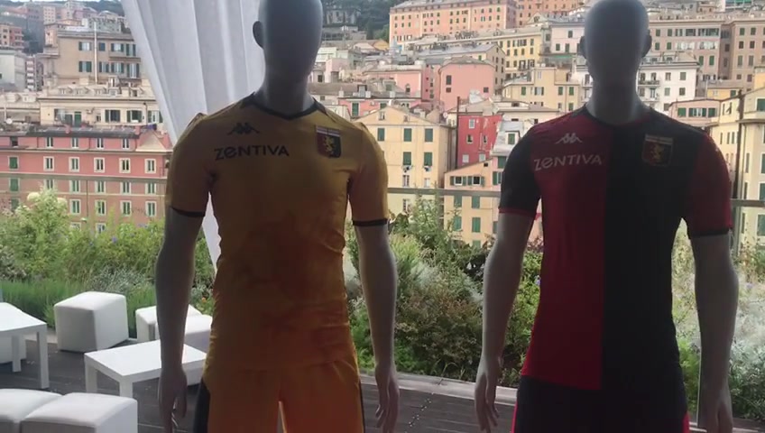 Genoa, presentate le nuove maglie 