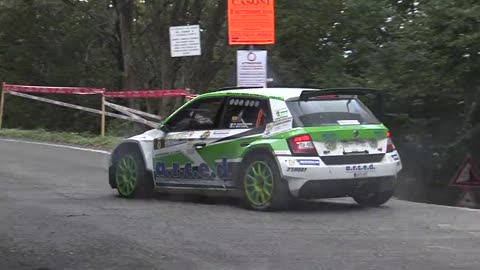 Rally della Lanterna, foratura e cambio gomme in prova ad alta tensione