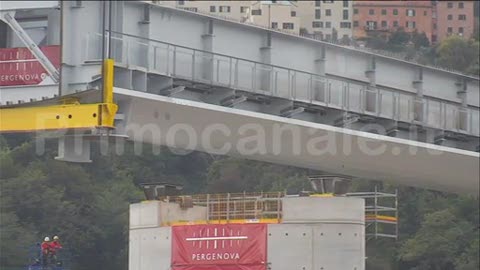 Il nuovo ponte per Genova prende forma, la diretta (2)