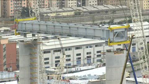 Il nuovo ponte per Genova prende forma, la diretta (3)