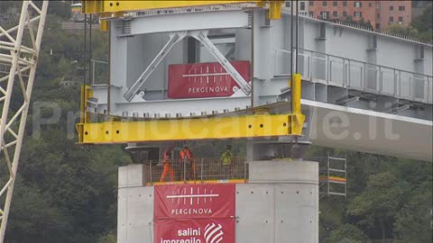 Il nuovo ponte per Genova prende forma, la diretta (5)