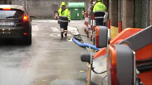 Allerta arancione, garage sott'acqua in via Vado a Genova Sestri Ponente