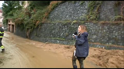 Alluvione Campo Ligure, il fango nelle strade del paese