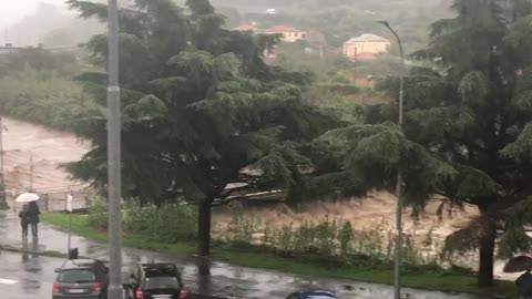 Allerta meteo, il Petronio passa il ponte della Pestella a Riva Trigoso