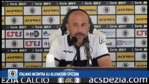 Vincenzo Italiano all'incontro con i tecnici spezzini in attesa della sfida col Frosinone