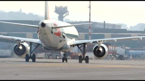 Aeroporti, Genova sul podio per puntualità, parcheggi e... per i bagni