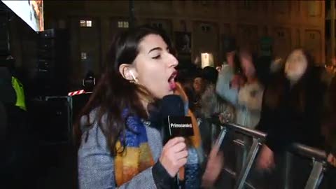 TriCapodanno a Genova, la festa in piazza De Ferrari 