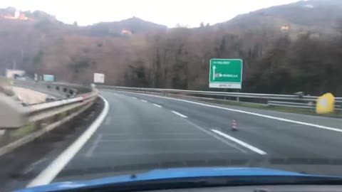 Autostrade, cantiere in A7 a Busalla: restringimento a una corsia e nessuno al lavoro