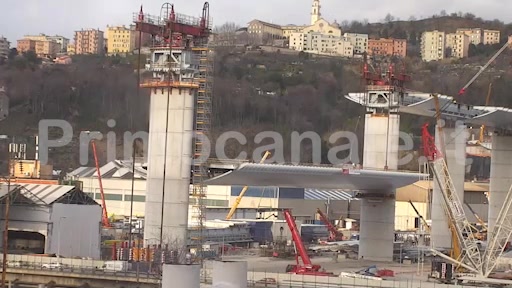 Ponte per Genova, il time lapse del primo maxi impalcato da cento metri (2)