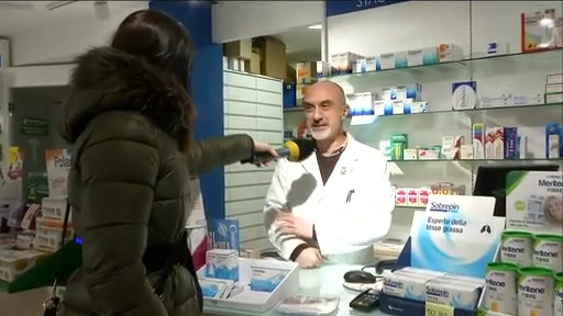  Coronavirus, i farmacisti: "Ora la gente punta ai gel fai-da-te"