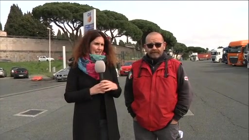 La Spezia, un autotrasportatore: "Le poche mascherine rimaste sono vendute a prezzi proibitivi"