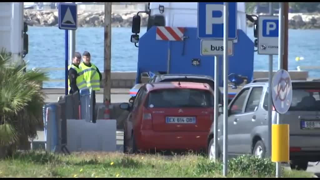 Fontiera Italia-Francia, controlli di gendarmi ed esercito a Ventimiglia