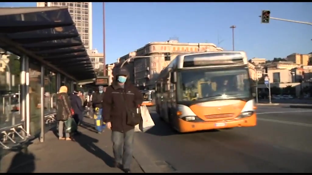 Genova, da lunedì nuovi orari bus Amt: autisti in cassa integrazione