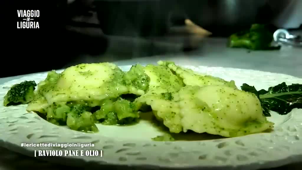 Ricette liguri da provare in quarantena: oggi raviolo pane e olio