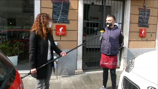 Caffè a domicilio, Il barista: 