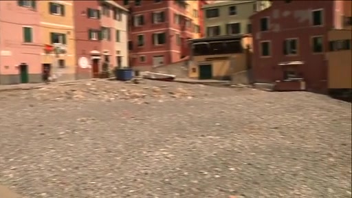 Coronavirus e fase 2, Boccadasse tra la tristezza della spiaggia vuota e la paura di nuove 'invasioni'