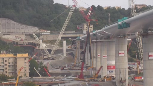 Ponte per Genova, varo il primo impalcato del raccordo per la A7 (1)