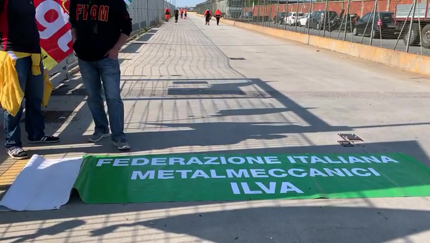 ArcelorMittal, sciopero e blocco delle merci: prosegue la 'guerra' per la cassa integrazione