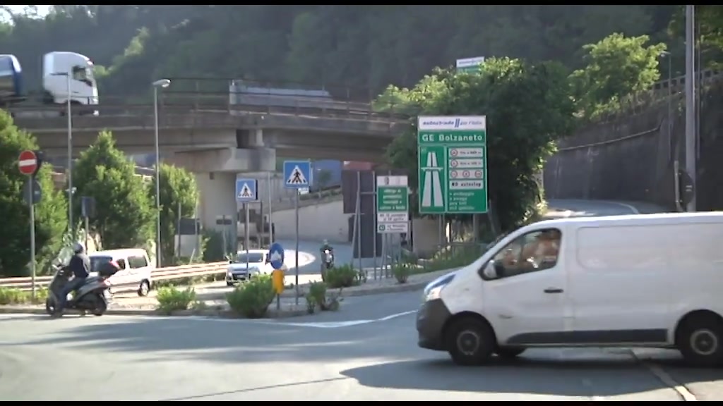 Autostrade nel caos tra gallerie chiuse, cantieri e restringimenti di carreggiata