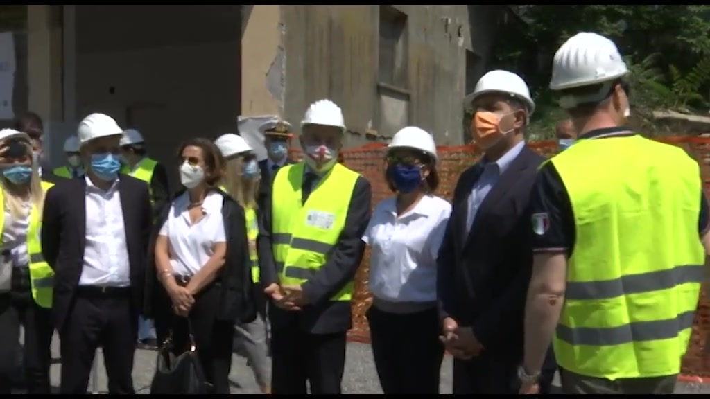 Caos autostrade in Liguria, De Micheli: 