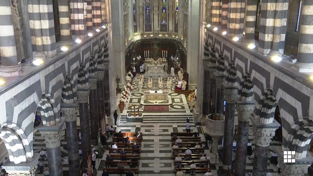 Il cardinale Bagnasco saluta Genova dopo 14 anni, la celebrazione in cattedrale (4)