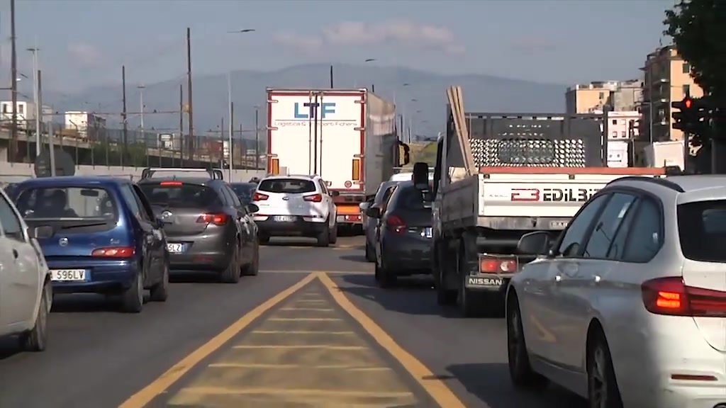 Traffico in tilt a Genova, sulla A10 riaperta la tratta Genova-Arenzano con dieci ore di ritardo