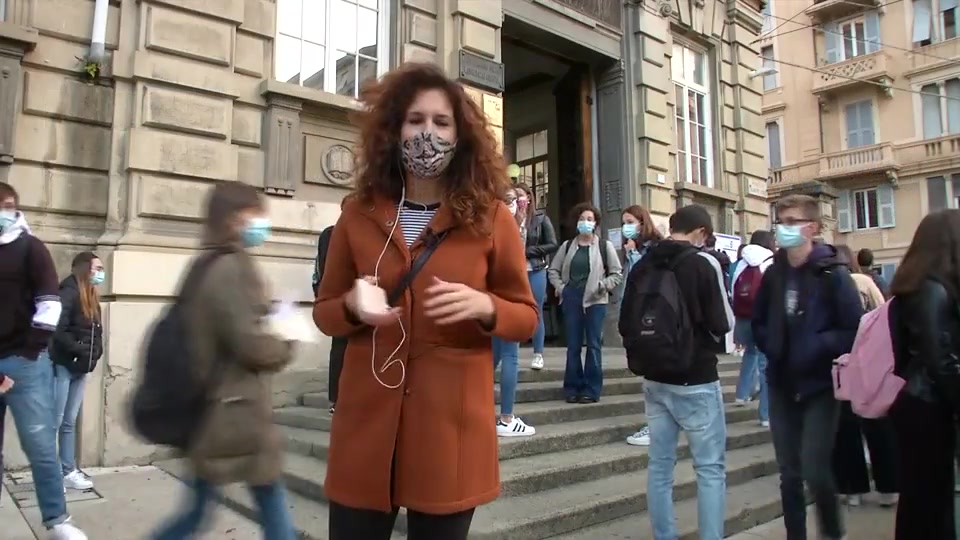 Mascherine e distanziamento, riparte la scuola anche alla Spezia