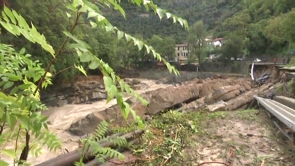 Maltempo, le immagini della devastazione a Montalto Carpasio nell'imperiese