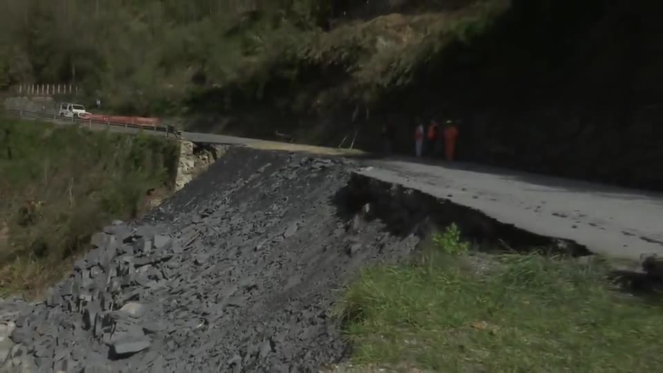 Triora, scatta il conto alla rovescia per la riapertura, parziale, della strada