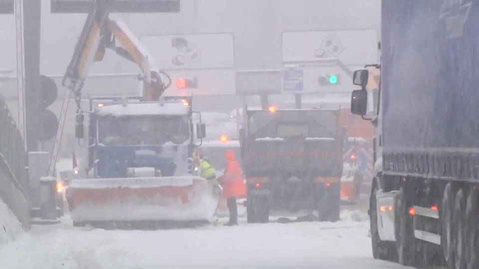 Viabilità, giornata di tregua ma scattano gli esposti contro Autostrade per i disservizi