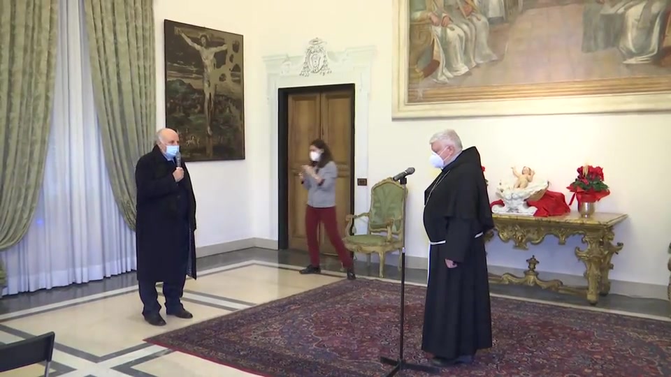 Gli auguri di Natale dell'arcivescovo di Genova Marco Tasca alla città