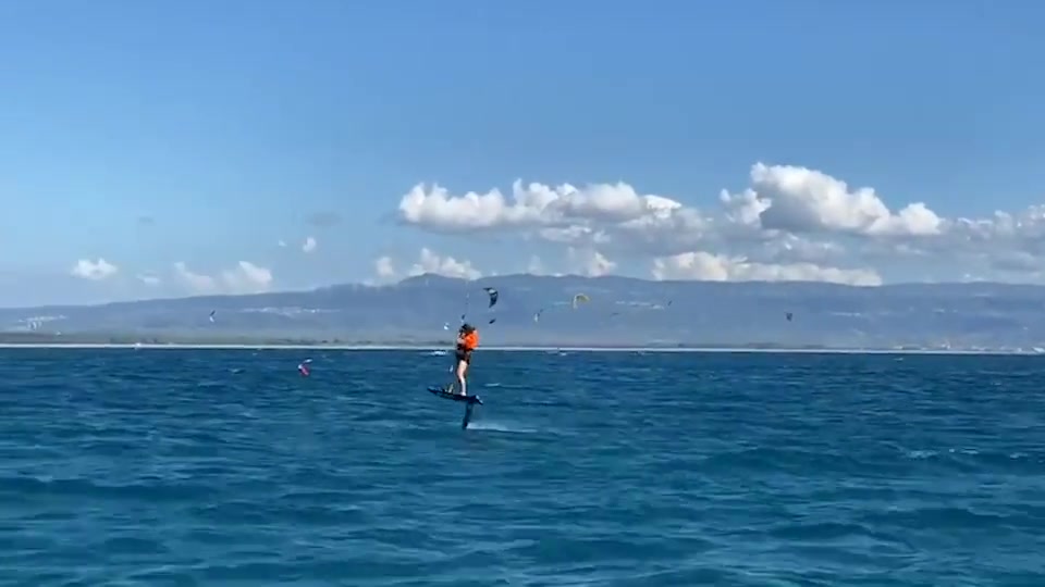 A Genova la passione di Maggie Pescetto, campionessa nazionale di kitesurfing