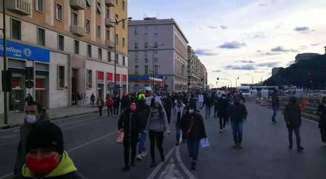 La protesta dei ristoratori, blocco di Viale Brigate Partigiane (2)