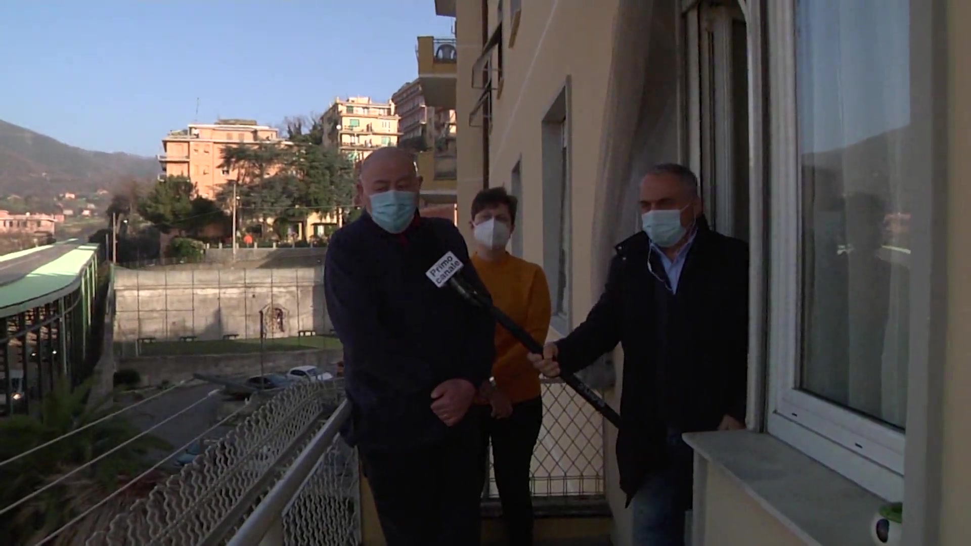 Genova, via i pannelli fonoassorbenti illegali: abitanti di Rivarolo assordati dal rumore