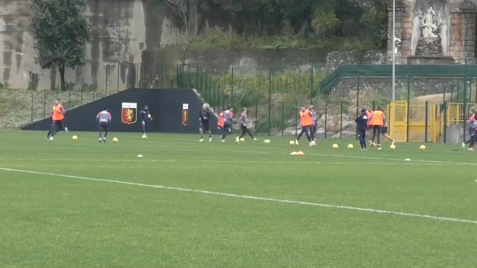 Genoa, 2 punti in più rispetto all'anno scorso, ma occhio al Torino polemico