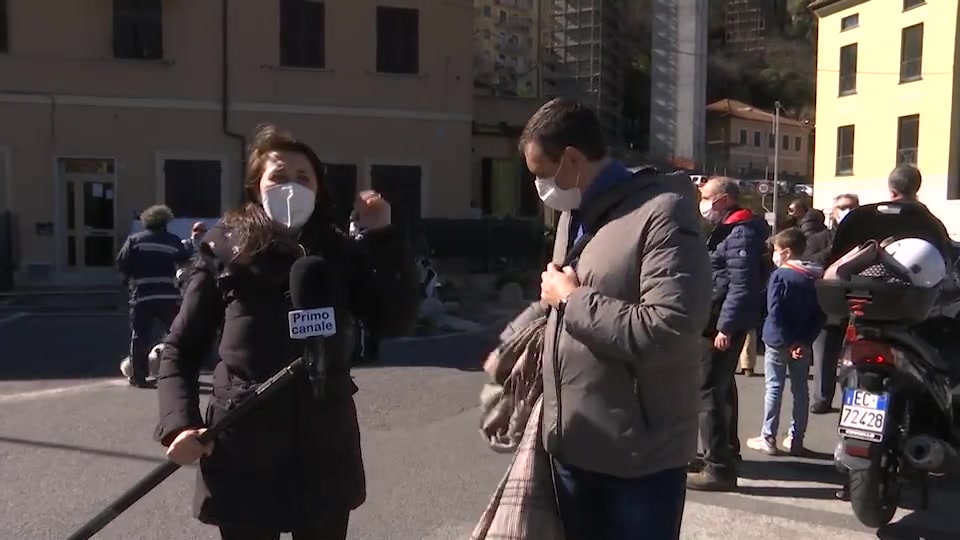 Cadono passerelle d'acciaio da viadotto Bisagno, il presidente del Municipio: 