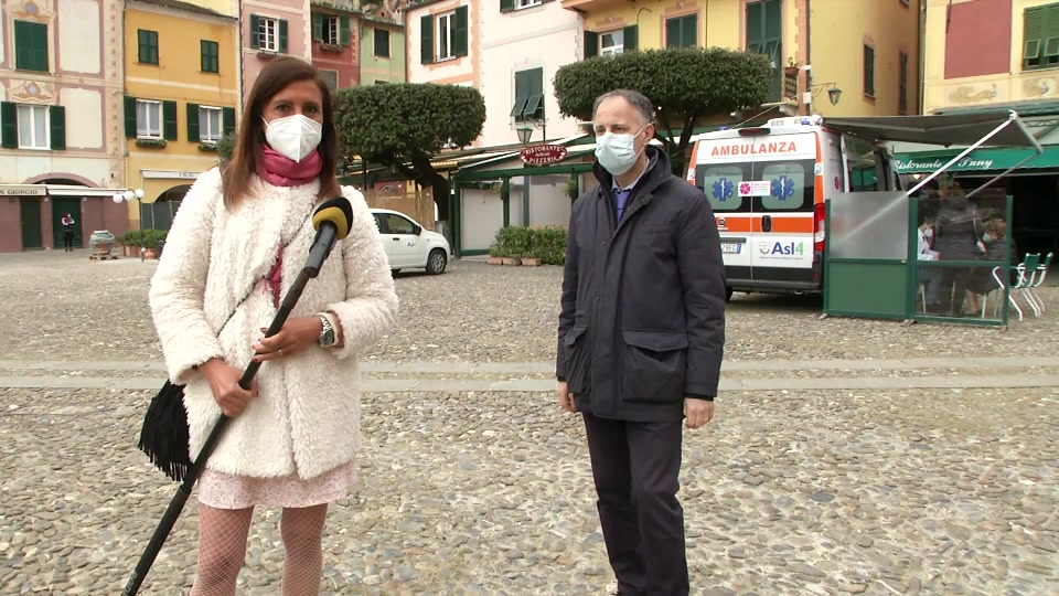 Vaccini in piazzetta a Portofino: parte così la campagna 79-75 anni della Asl 4