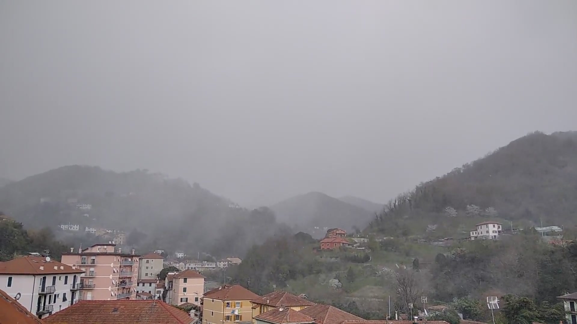 Genova, i vostri video della neve a Genova: Serra Riccò