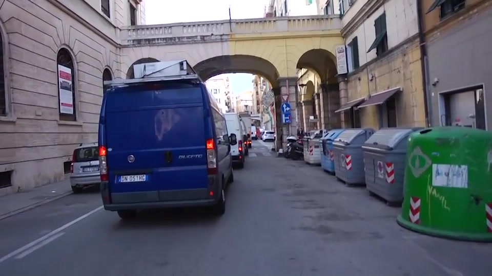 Covid, a Savona la protesta degli ambulanti in zona rossa